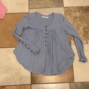 We The Free Light Blue Gauze Button-Front Peasant Top